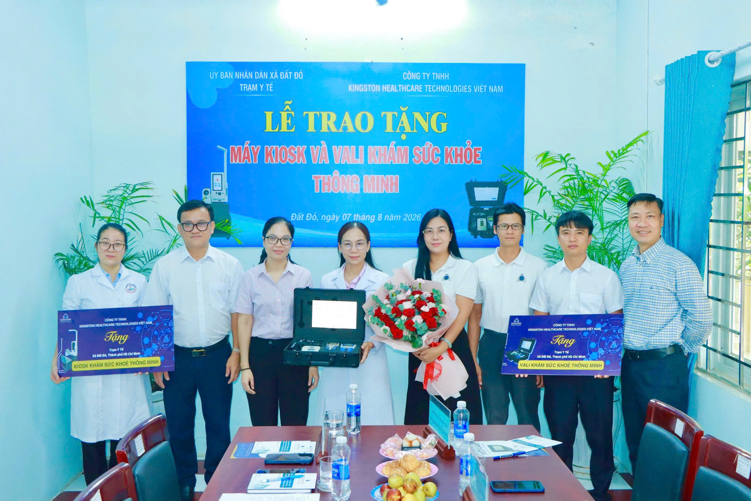 Kingston Healthcare Technologies trao tặng Medi-Kiosk và Medi-Case xã Đất Đỏ